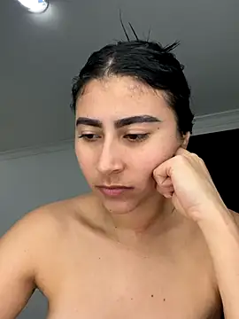 Isabella Montoya online show from November 2025 07:23:02 PM