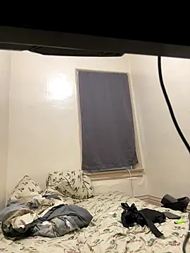 LeoPR00 online show from September 2025 10:33:02 PM