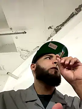 LeoPR00 online show from September 2025 12:38:01 AM