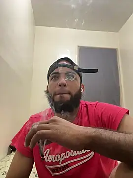 LeoPR00 online show from October 2025 01:14:01 AM