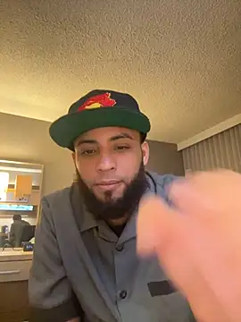 LeoPR00 online show from November 2025 11:25:02 PM