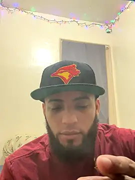 LeoPR00 online show from December 2025 08:33:01 AM