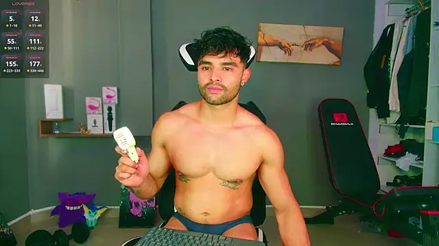 Snapshot of JordanRossie chatting on March 2026 07:27:01 PM JordanRossie online show from March 2026 07:27:01 PM