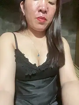 Luna-ass online show from November 2025 01:28:01 PM