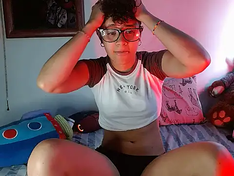 Jade Rayden online show from February 2026 04:23:02 PM