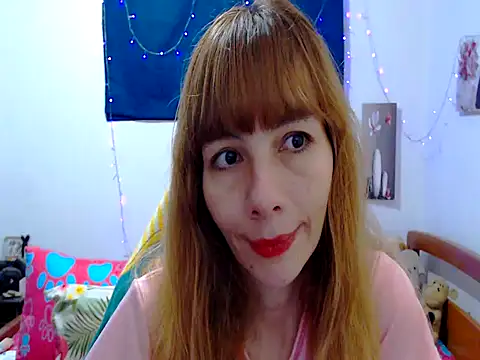 Snapshot of seraphinewhite chatting on February 2026 04:40:01 PM seraphinewhite online show from February 2026 04:40:01 PM