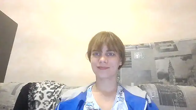 Snapshot of Loriven chatting on September 2025 08:02:02 PM Loriven online show from September 2025 08:02:02 PM