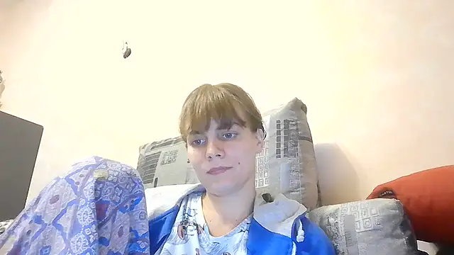 Snapshot of Loriven chatting on October 2025 07:20:02 PM Loriven online show from October 2025 07:20:02 PM