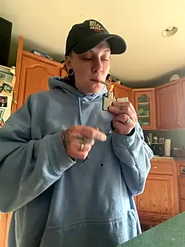 Snapshot of eggsma666 chatting on January 2026 05:27:02 PM eggsma666 online show from January 2026 05:27:02 PM