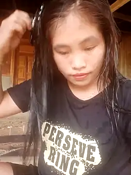 Snapshot of Luyen004 chatting on October 2025 06:33:01 AM Luyen004 online show from October 2025 06:33:01 AM