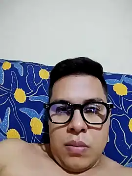 Snapshot of Ed_jsa chatting on October 2025 01:05:01 AM Ed jsa online show from October 2025 01:05:01 AM