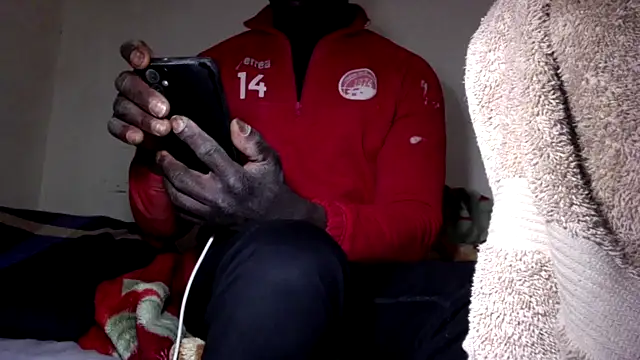 Kwasi-a online show from March 2026 04:43:01 PM