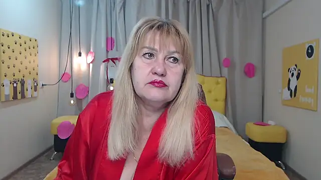 EmmaEllison online show from April 2026 06:41:01 AM