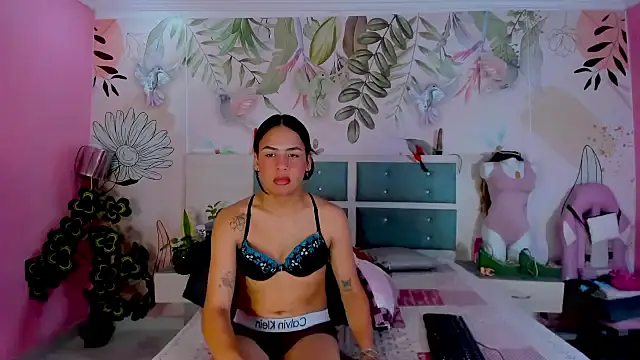 Snapshot of sweet_lulu_sofia chatting on September 2025 08:58:02 PM sweet lulu sofia online show from September 2025 08:58:02 PM