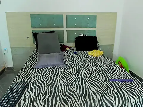 Snapshot of sweet_lulu_sofia chatting on February 2026 09:15:02 PM sweet lulu sofia online show from February 2026 09:15:02 PM