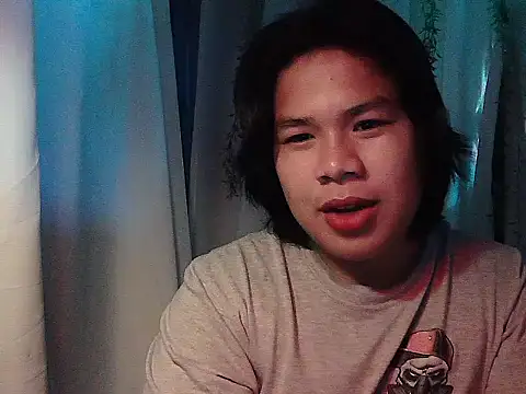 Huntrix2025 online show from December 2025 10:04:01 PM