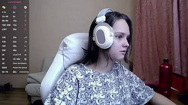 SharybbFace online show from October 2025 03:07:01 PM