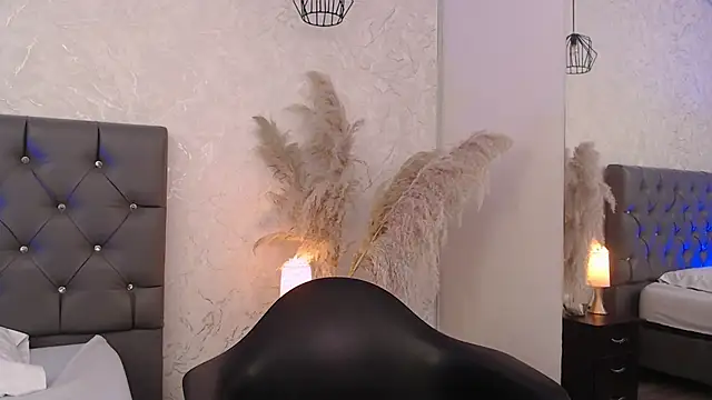 Sabriinaa Foxx online show from April 2026 04:05:02 PM