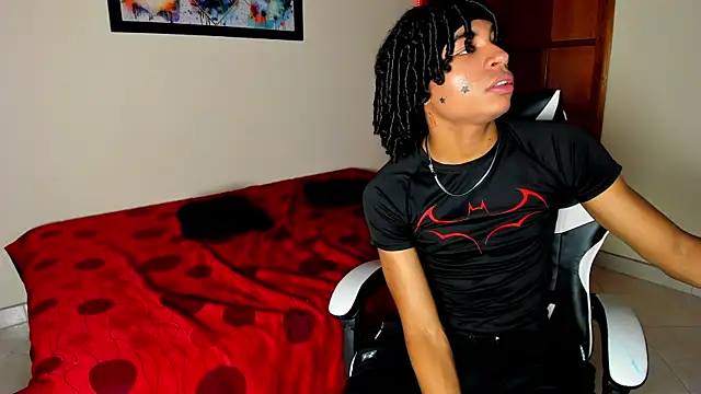 Snapshot of dann_cute028 chatting on November 2025 10:13:02 PM dann cute028 online show from November 2025 10:13:02 PM