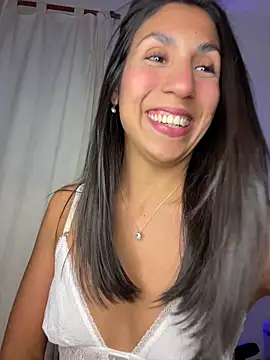 Snapshot of MaddyX__ chatting on May 2026 07:09:02 PM MaddyX online show from May 2026 07:09:02 PM