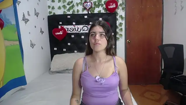 Snapshot of isabel_09 chatting on February 2026 03:14:02 AM isabel 09 online show from February 2026 03:14:02 AM