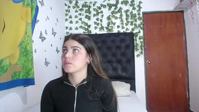 Snapshot of isabel_09 chatting on February 2026 03:05:01 AM isabel 09 online show from February 2026 03:05:01 AM