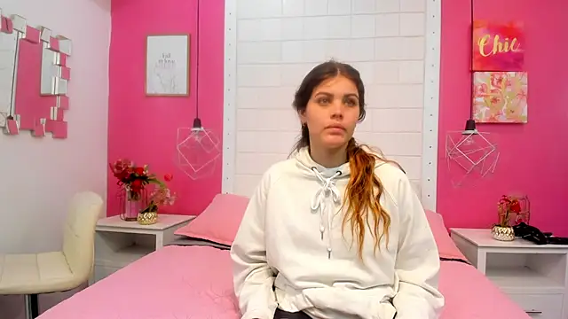 isabel 09 online show from May 2026 06:03:01 PM