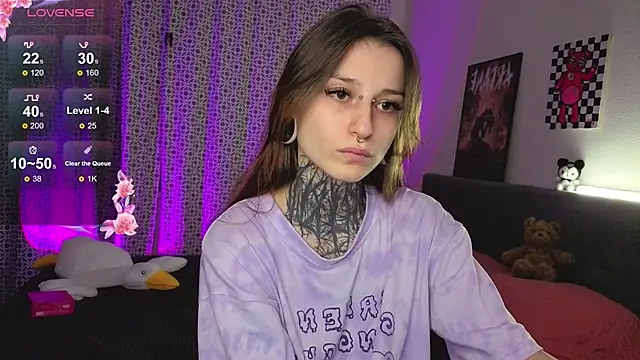 LilithPoison online show from October 2025 06:05:01 PM