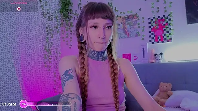 Snapshot of LilithPoison chatting on July 2026 09:09:02 PM LilithPoison online show from July 2026 09:09:02 PM