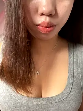 Snapshot of Rose-babyx chatting on December 2025 02:49:01 AM Rose-babyx online show from December 2025 02:49:01 AM