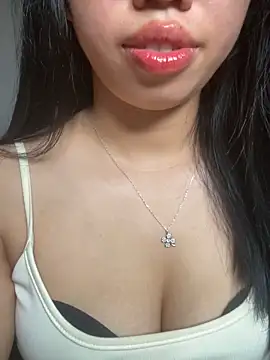 Snapshot of Rose-babyx chatting on June 2026 03:25:01 AM Rose-babyx online show from June 2026 03:25:01 AM