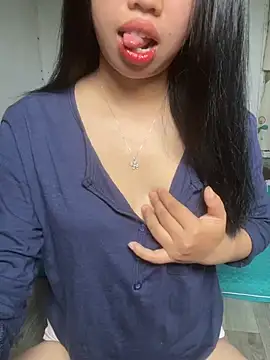 Snapshot of Rose-babyx chatting on July 2026 02:53:02 AM Rose-babyx online show from July 2026 02:53:02 AM