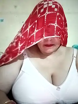 Snapshot of Love-890 chatting on October 2025 03:34:01 PM Love-890 online show from October 2025 03:34:01 PM