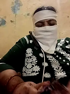 Snapshot of Love-890 chatting on October 2025 01:57:02 PM Love-890 online show from October 2025 01:57:02 PM