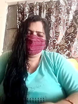 Snapshot of Love-890 chatting on November 2025 04:56:01 AM Love-890 online show from November 2025 04:56:01 AM