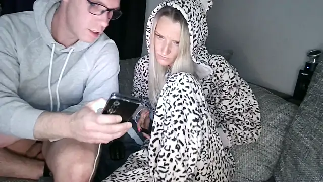 Snapshot of Dark666Sunshine chatting on November 2025 12:27:02 AM Dark666Sunshine online show from November 2025 12:27:02 AM