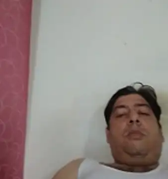 Love40777 online show from May 2026 06:09:01 PM