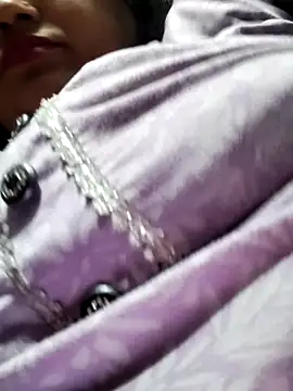 Mmm143 online show from February 2026 06:12:02 PM