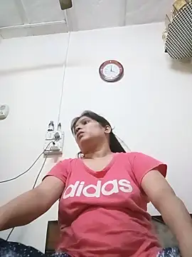 aliya-jaan71 online show from May 2026 10:34:01 AM