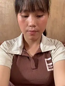 huong-18 online show from October 2025 04:24:01 AM