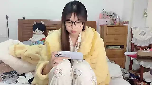 Akong11 online show from December 2025 02:31:01 AM