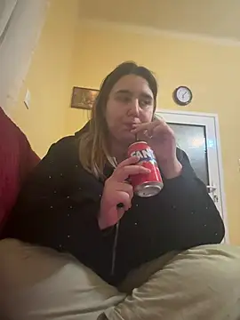 Snapshot of marouska_official chatting on March 2026 04:07:02 AM marouska official online show from March 2026 04:07:02 AM