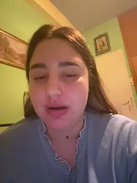 Snapshot of marouska_official chatting on April 2026 01:27:01 AM marouska official online show from April 2026 01:27:01 AM