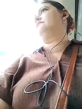 Flacara100 online show from September 2025 06:58:02 AM