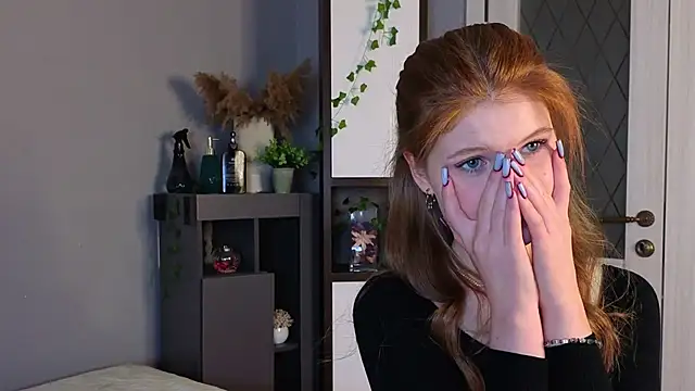 pielittle online show from September 2025 04:39:02 AM