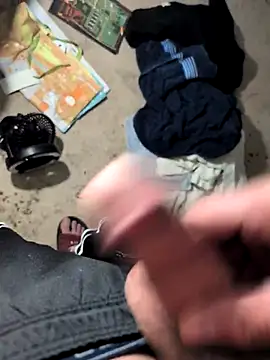 Clownboi17 online show from November 2025 08:02:01 AM