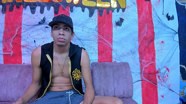 Juicy Creww online show from October 2025 08:59:02 AM