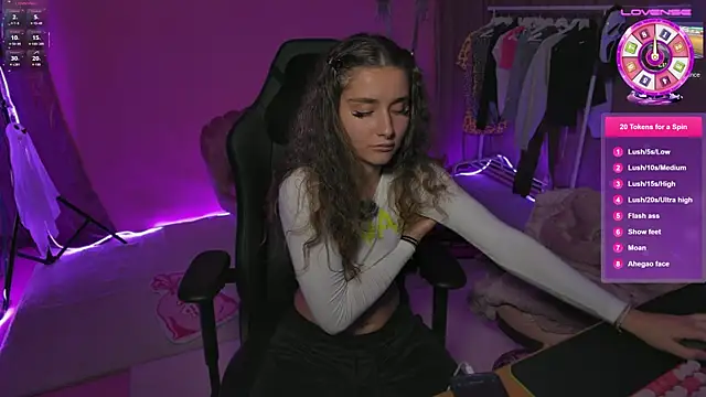 Snapshot of kaylaxsweet chatting on November 2025 07:58:01 PM kaylaxsweet online show from November 2025 07:58:01 PM