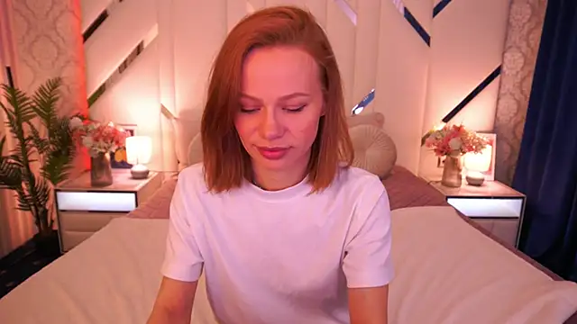 ShyySiren online show from April 2026 06:44:02 AM