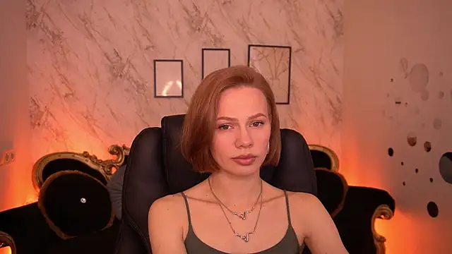 Snapshot of ShyySiren chatting on May 2026 01:04:02 PM ShyySiren online show from May 2026 01:04:02 PM